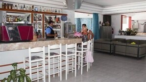 Bar (en el alojamiento)