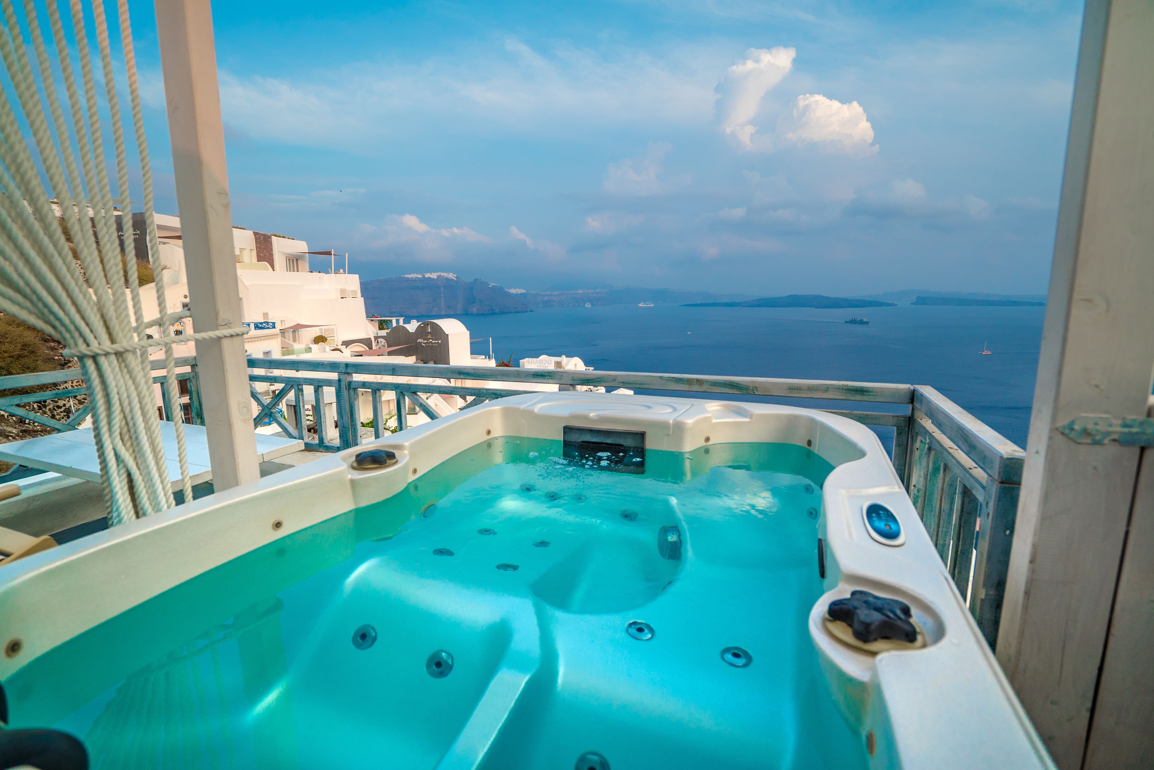 superior studio, jetted tub | balcony