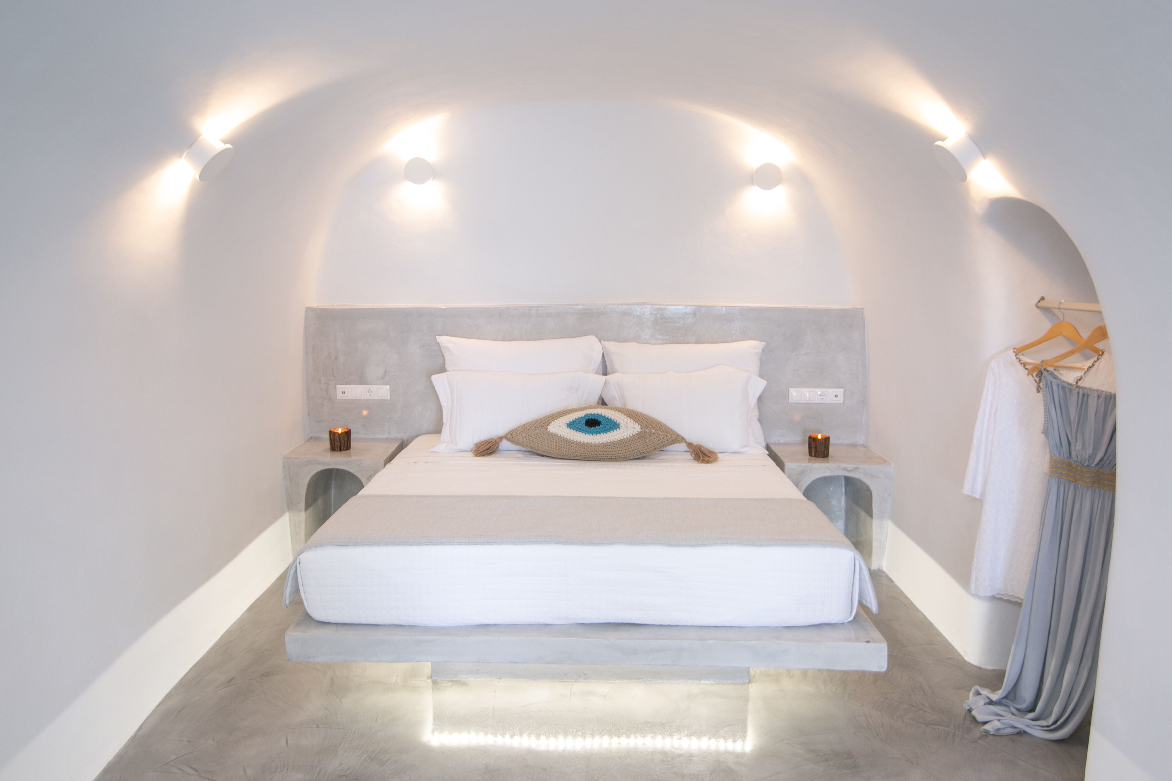 superior suite, 1 bedroom, hot tub, sea view (white dome) | 2 bedrooms, in-room safe, soundproofing, iron/ironing board