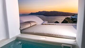 Suite Superior, 1 kamar tidur, hot tub, pemandangan laut (White dome) | 2 kamar tidur, brankas, kedap suara, dan setrika/meja setrika