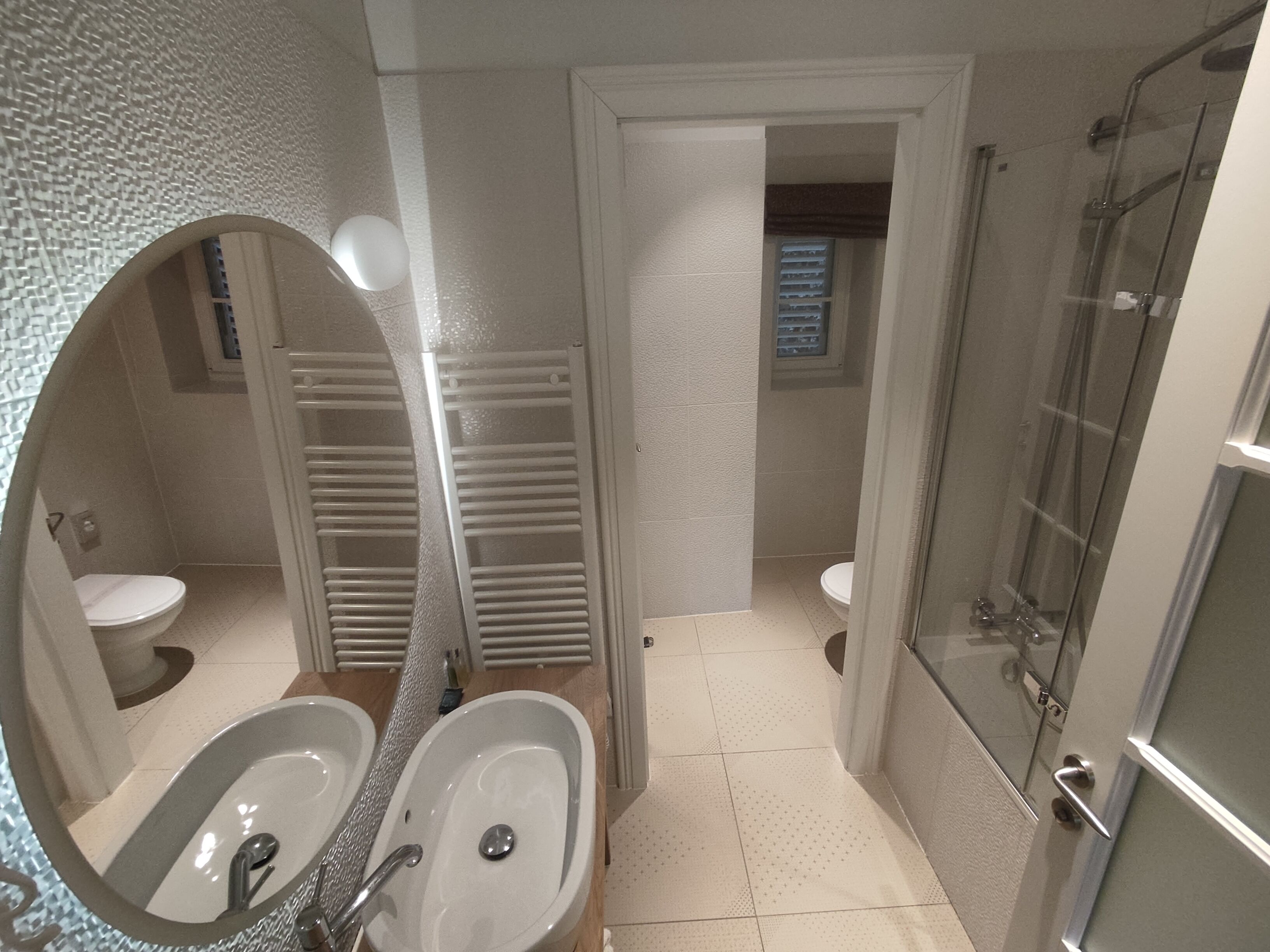 standard double or twin room | bathroom | free toiletries, hair dryer, bathrobes, slippers