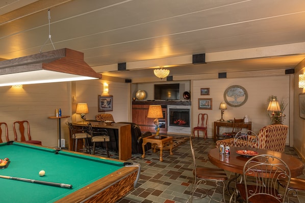 Game room