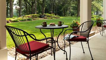 Rom – standard, 1 kingsize-seng, ikke-røyk, massasjebadekar | Sengetøy i egyptisk bomull og sengetøy av topp kvalitet