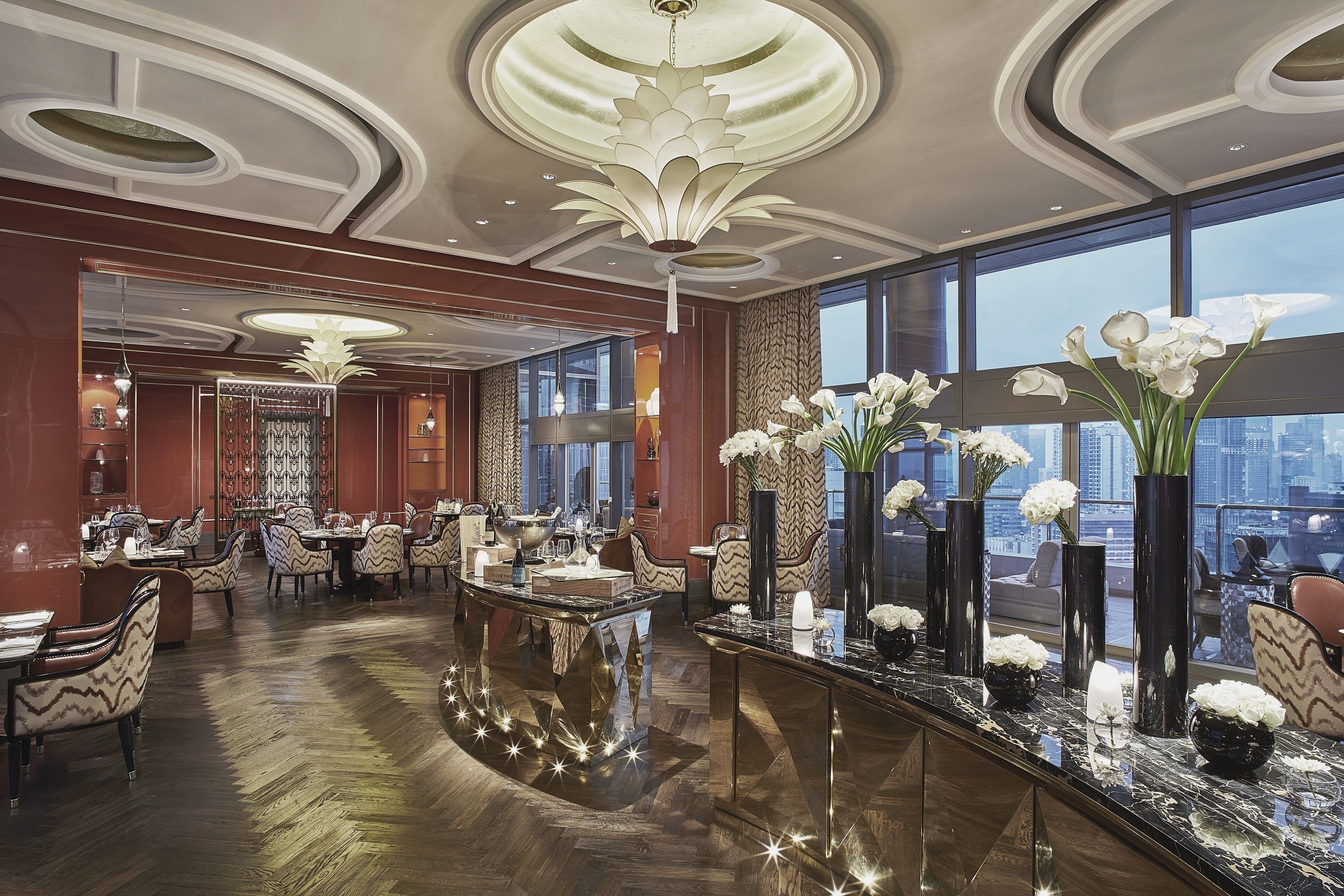 breakfast, lunch and dinner served