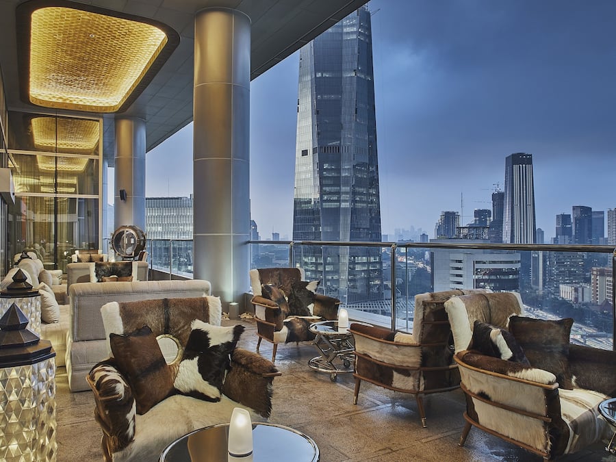 Breakfast, lunch and dinner served