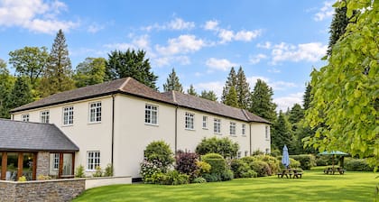 Nant Ddu Lodge Hotel & Spa by Belvilla