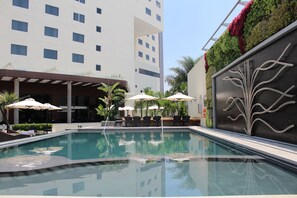 Terrace/patio - HS HOTSSON Hotel Silao (Silao)