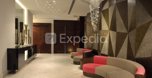 Lobby sitting area - HS HOTSSON Hotel Silao (Silao)