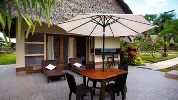 Laptop workspace, bed sheets