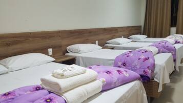Family Room | Minibar, soundproofing, free WiFi, bed sheets