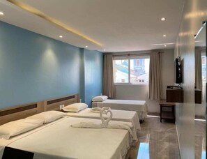 Room - Hotel Sandis (Santarem)