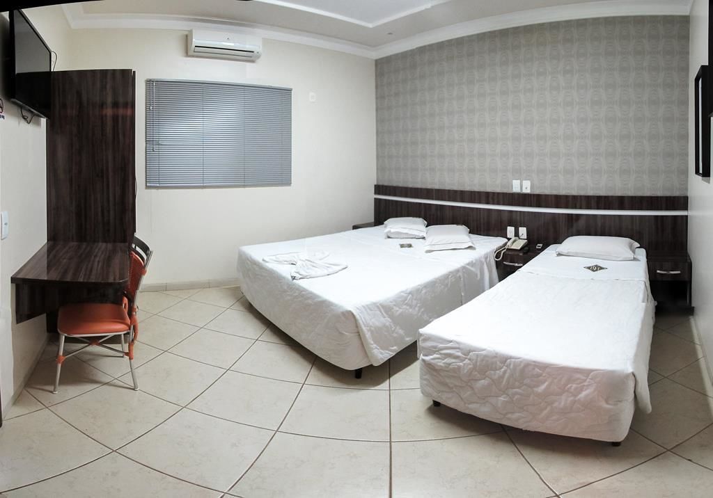 1 bedroom, minibar, desk, iron/ironing board