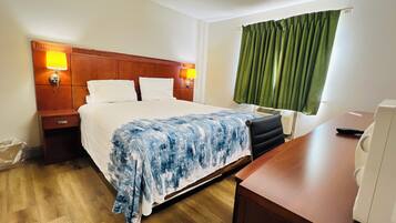 Room, 1 King Bed, Non Smoking | Desk, iron/ironing board, free WiFi, bed sheets