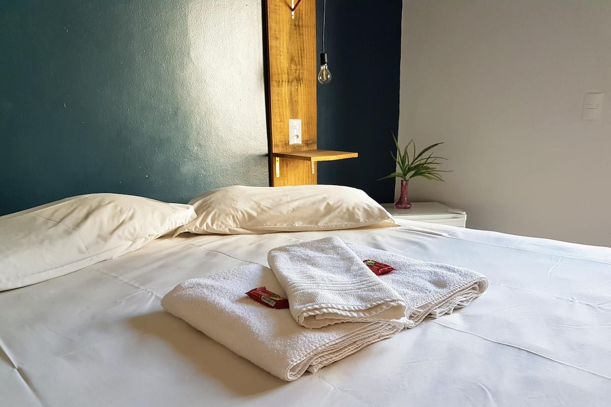 Minibar, Wi-Fi gratuit, draps fournis