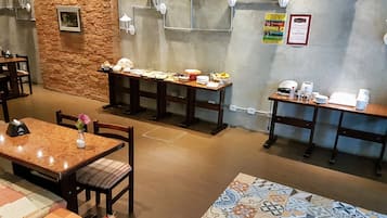 Desayuno buffet incluido todos los días