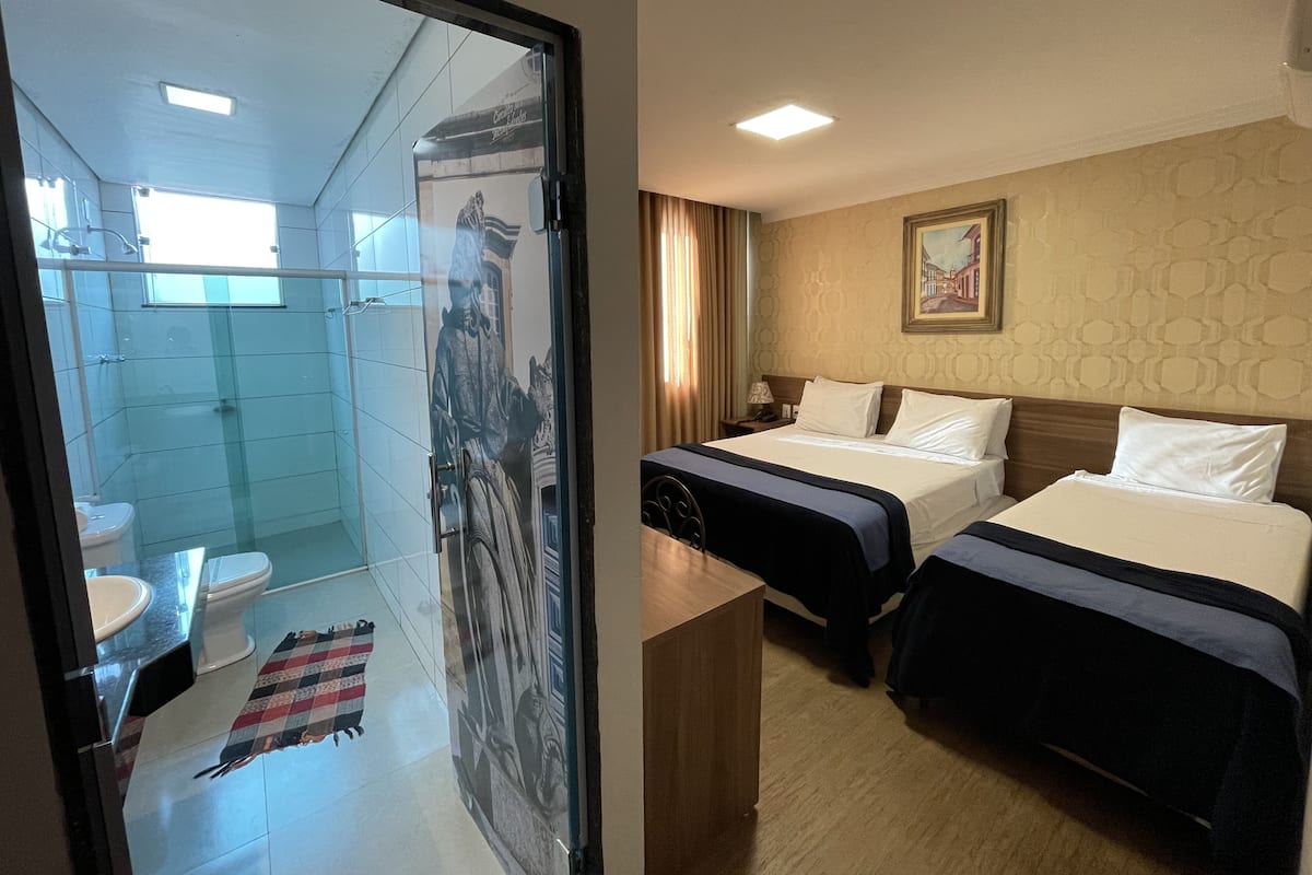 Standard Triple Room | Minibar, blackout drapes, iron/ironing board, free cribs/infant beds