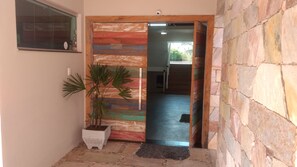 Entrada de la propiedad