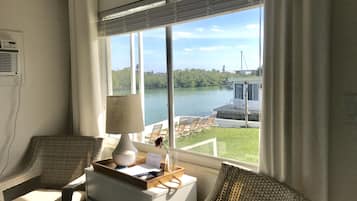 Deluxe Studio, Bay View | Pemandangan dari bilik