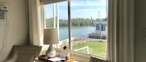 Studio Deluxe - utsikt mot havsviken | Utsikt från rummet