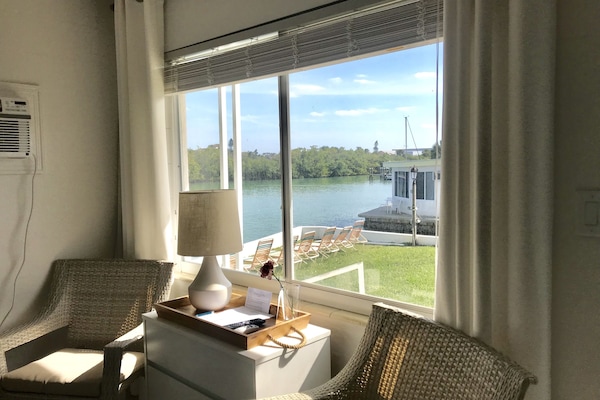 Estudio Deluxe, vistas a la bahía | Vistas desde la habitación