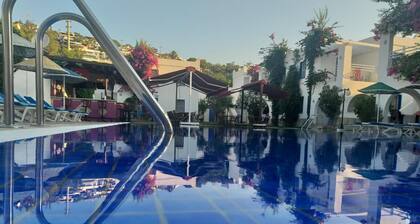 Paradise Apart Hotel