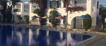 Paradise Apart Hotel