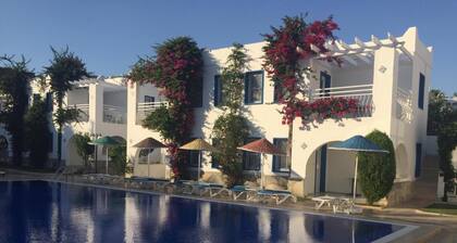 Paradise Apart Hotel