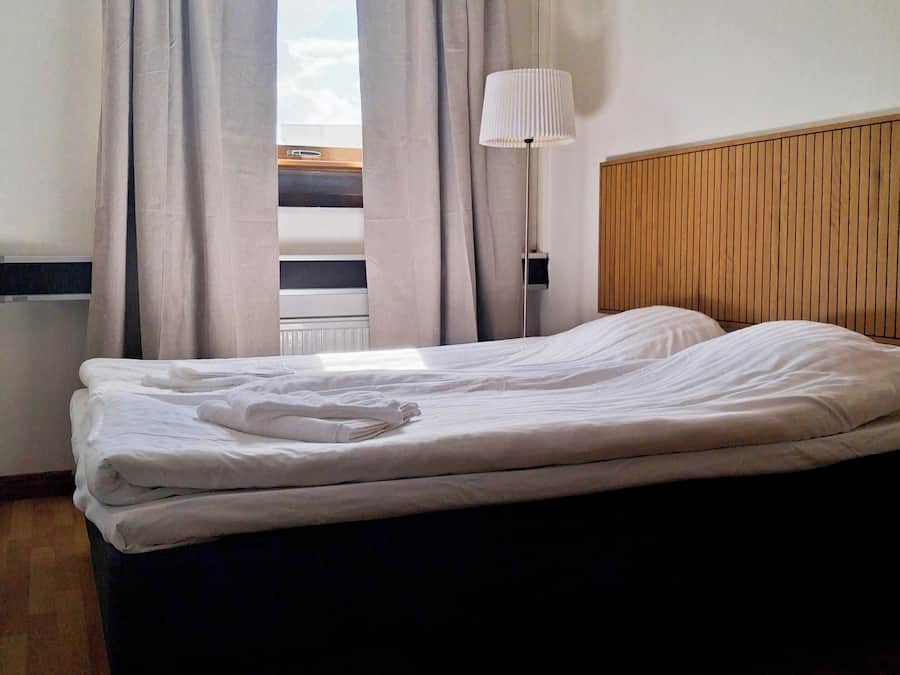 Double Room | Free cribs/infant beds, rollaway beds, free WiFi, bed sheets