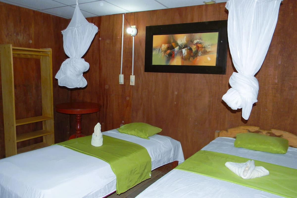 Memory-foam beds, in-room safe, desk, free WiFi