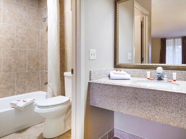 Articles de toilette gratuits, serviettes fournies, savon, shampoing