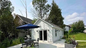 Cottage (stairs required, no elevator) | Terrace/patio