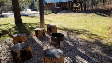 Grill-/Picknickplatz