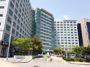 Self-parking (surcharge) - Goodday Airtel (Incheon)