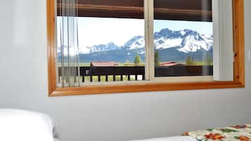 Room, 2 Queen Beds, Kitchenette, Mountain View | View from room