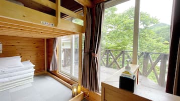 Ferienhaus, Nichtraucher, Bergblick (No Open Air Bath, 9 People) | 1 Schlafzimmer, Schreibtisch, WLAN, Bettwäsche