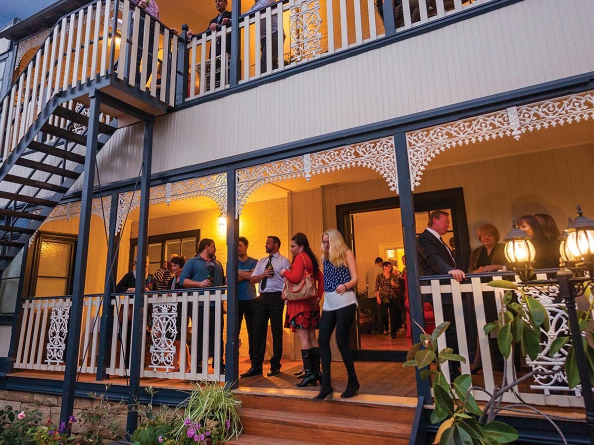 Montacute Boutique Bunkhouse