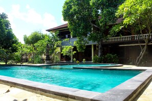 Piscina externa