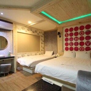 Soundproofing, free WiFi - Show Hotel (Busan)