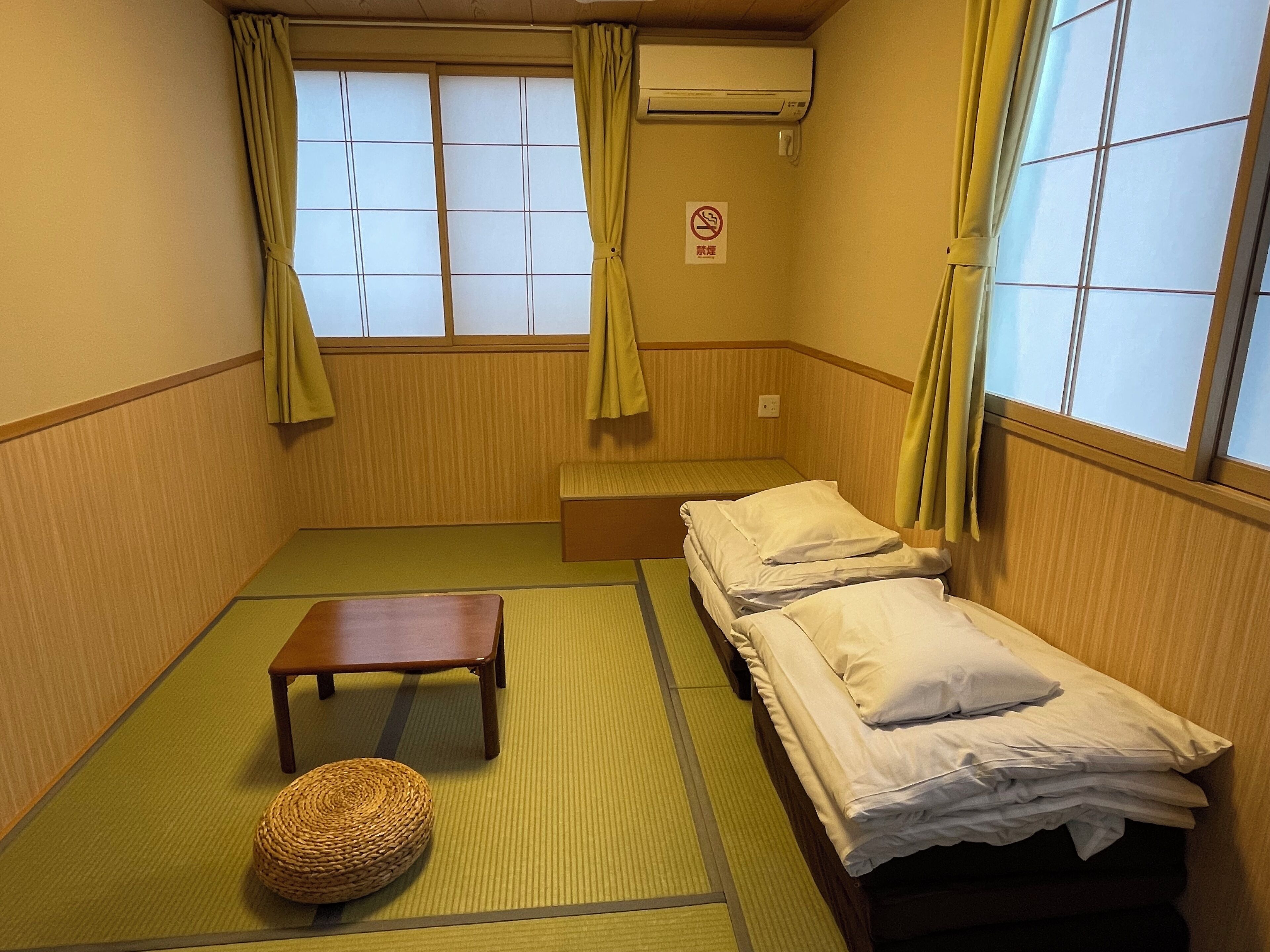 Japanese Style Room - 201 (For 2 People) | Free WiFi, bed sheets