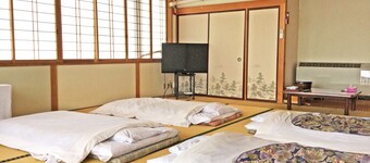 Kyodo Omachi Building Omachi-So