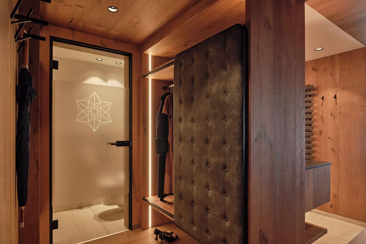 2 quartos, roupas de cama premium, edredons de pluma