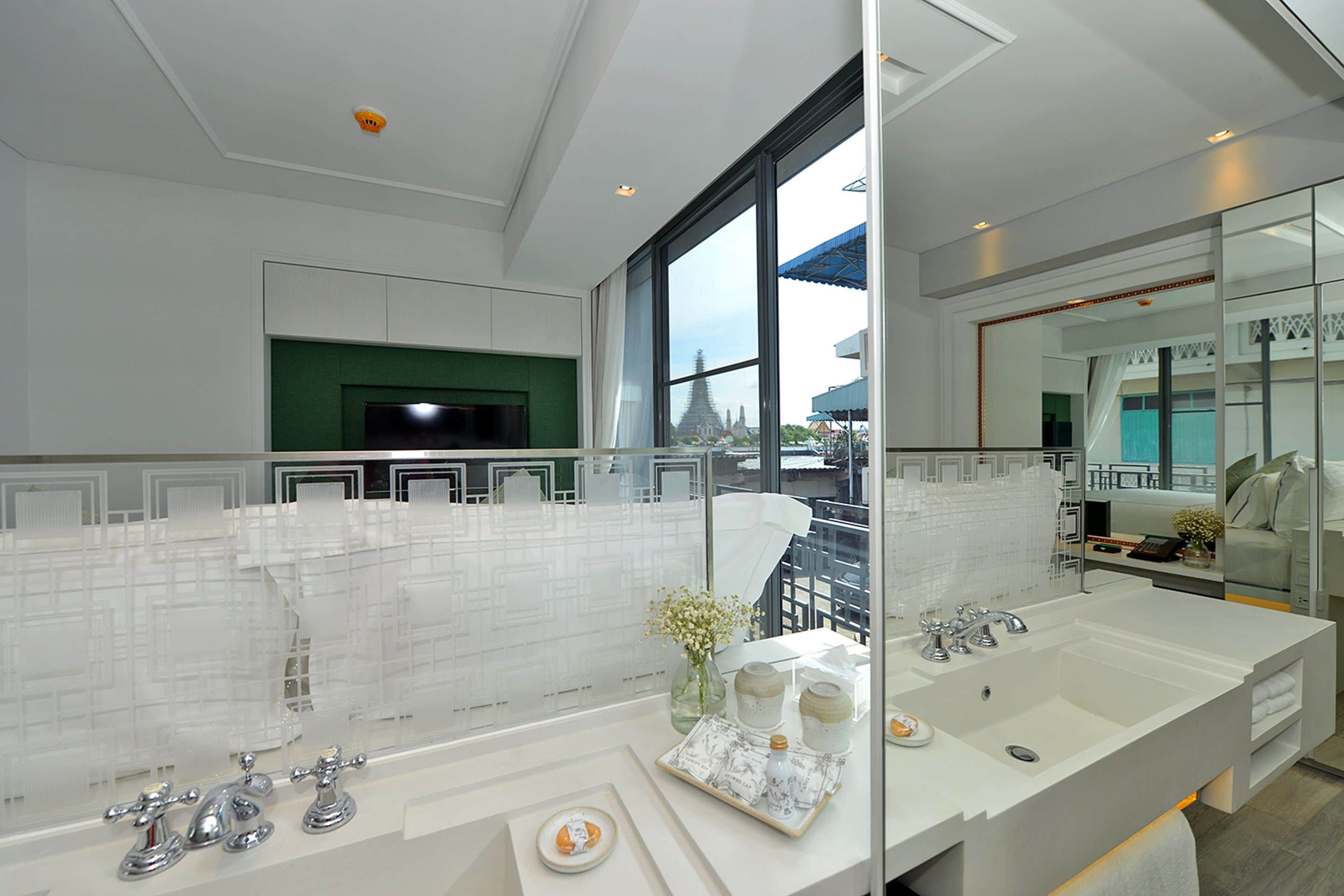 riva arun superior | bathroom sink