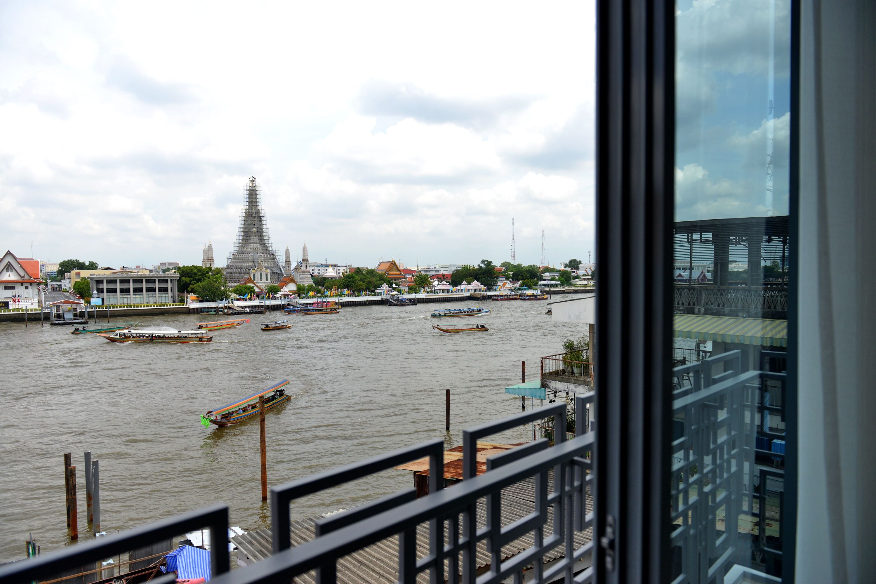 Photo - Riva Arun Bangkok