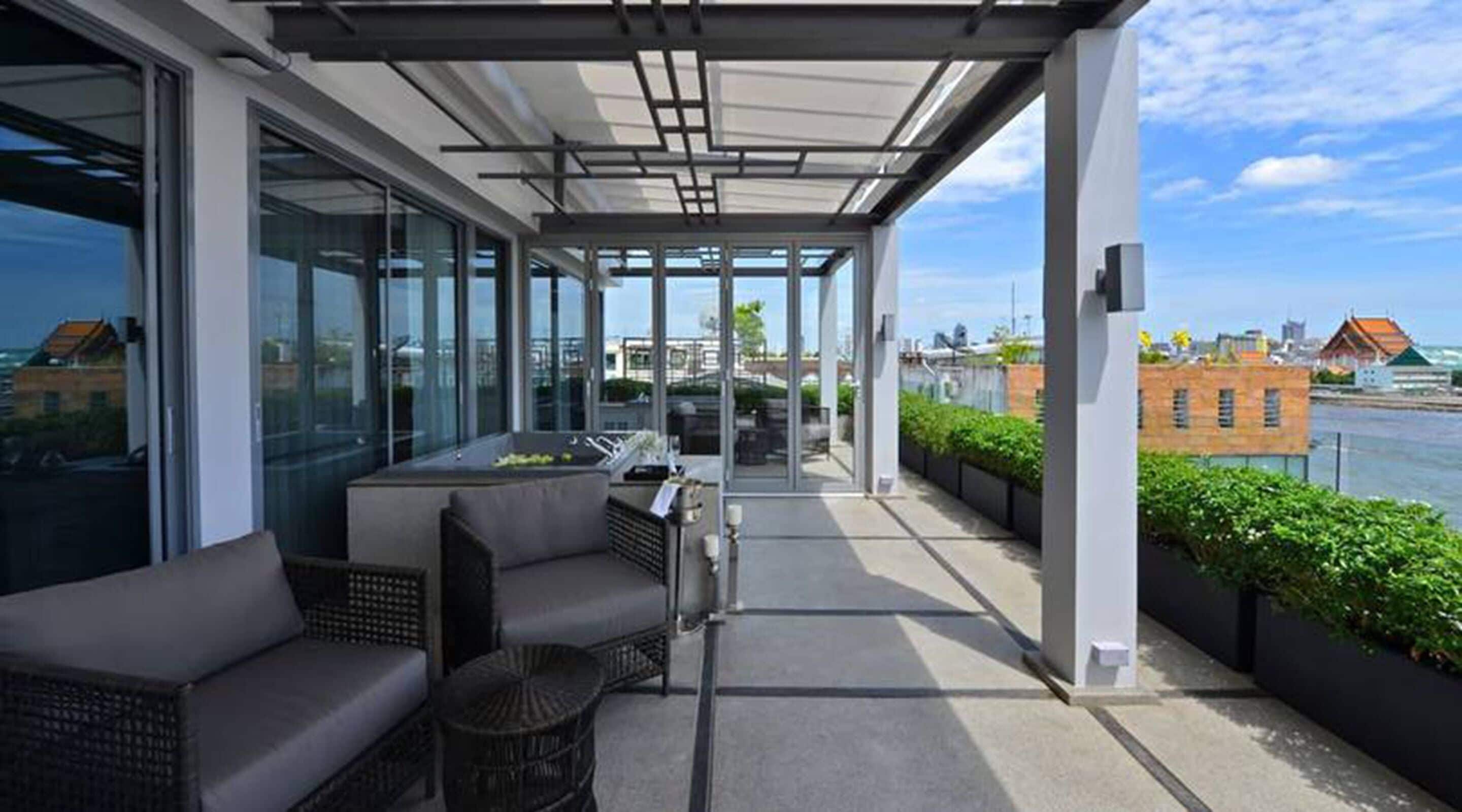 ห้องพรีเมียมสวีท, อ่างน้ำวน, วิวแม่น้ำ | ลานระเบียง/นอกชาน