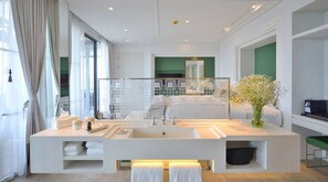 Riva Arun Grand Deluxe Jacuzzi | Bathroom sink - Riva Arun Bangkok (Bangkok)