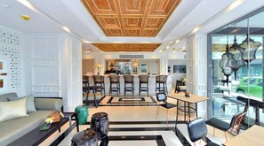 Lobby sitting area - Riva Arun Bangkok (Bangkok)