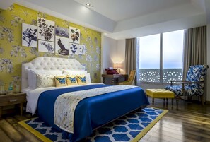 Ropa de cama de alta calidad y minibar 