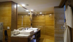 Attic Mall Road or City View | Bathroom | Shower, free toiletries, hair dryer, bathrobes - Mosaic Originals, Mussoorie (Dehradun)
