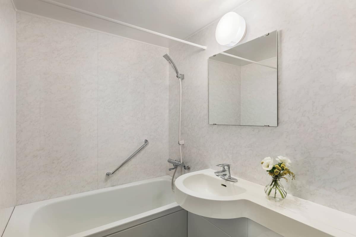 Deluxe Room, 2 Single Beds (Japanese Western) | Bathroom