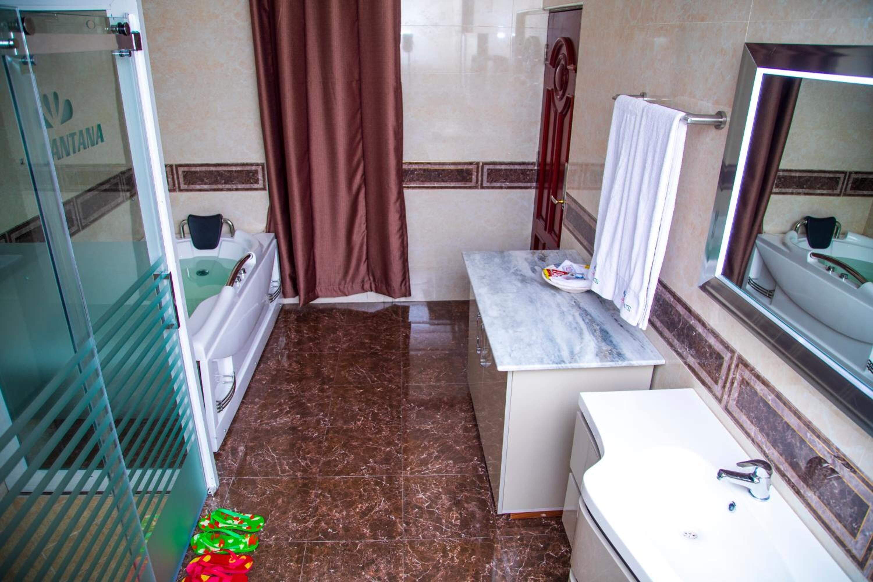 Foto - Lantana Hotel